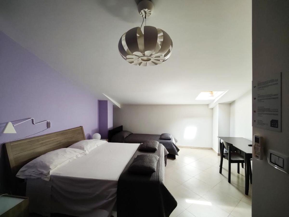La Scivola Rooms Aci Castello Exterior foto