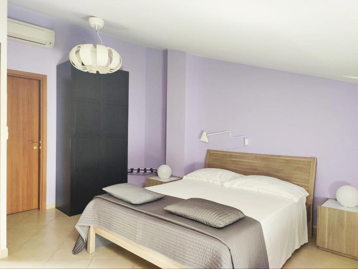 La Scivola Rooms Aci Castello Exterior foto