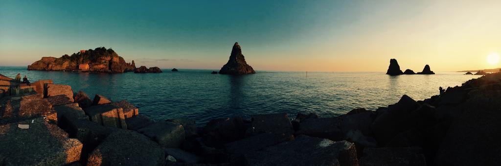 La Scivola Rooms Aci Castello Exterior foto