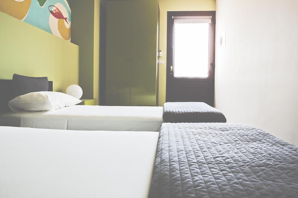 La Scivola Rooms Aci Castello Exterior foto